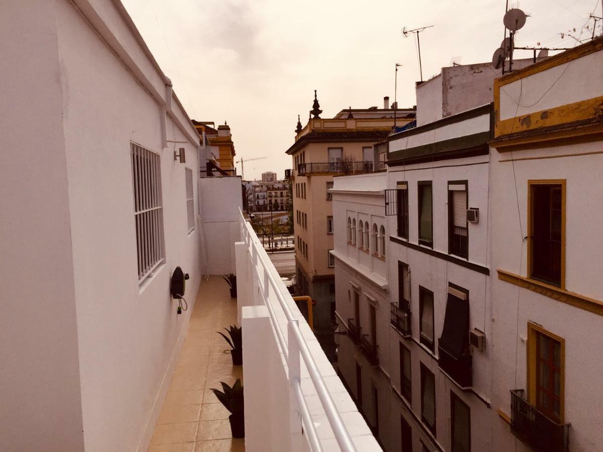 Atico En El Arenal. Real De La Carreteria Lägenhet Sevilla Exteriör bild